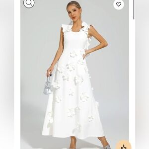 Elegant White Floral Appliqué Maxi Dress